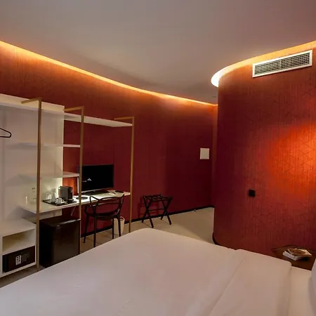 Pateo - Lounge 2*